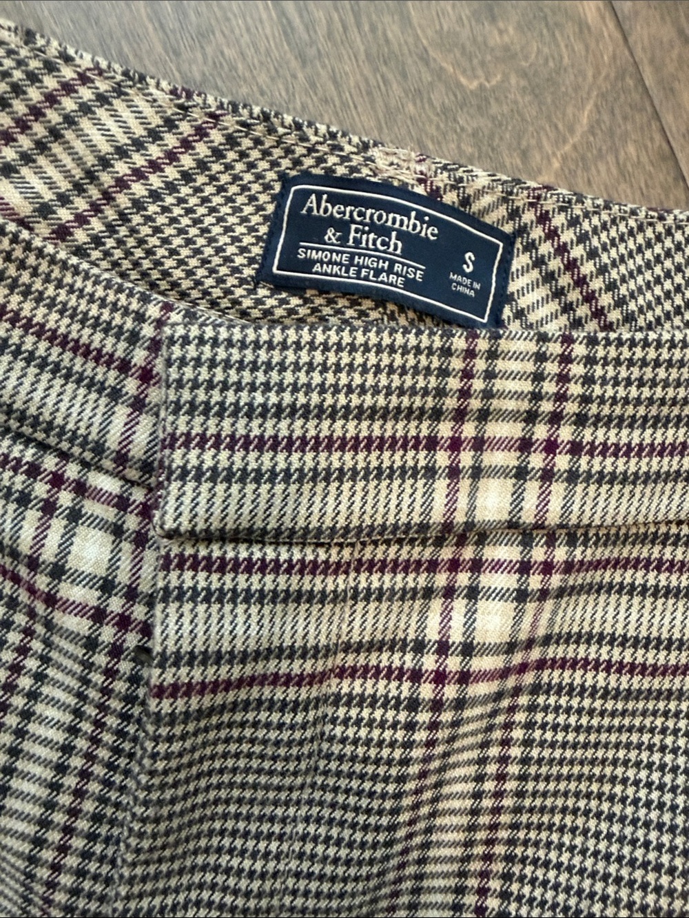 Abercrombie & Fitch Plaid Dress Pants - Picture 2 of 6